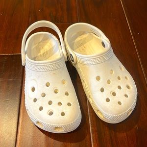 White crocs youth size 13